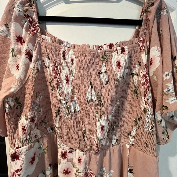 ~BloomChic~ Dress - Size 18/20 - Picture 2 of 8